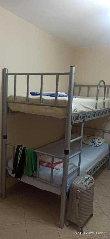 Royal Hostel ติรานา ภายนอก รูปภาพ