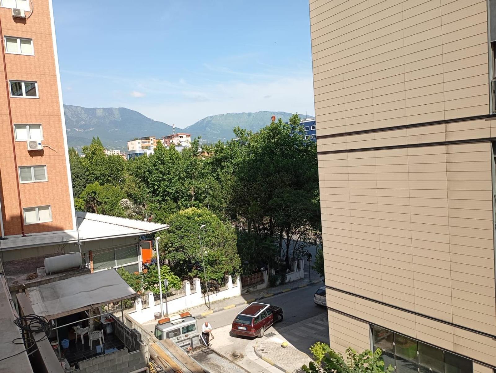 Royal Hostel ติรานา ภายนอก รูปภาพ